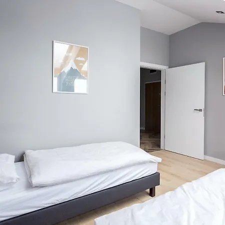 Domanis Z Widokiem Na Gory Szczyrk